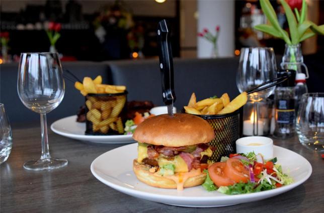Bastion Hotel Heerlen Eksteriør billede